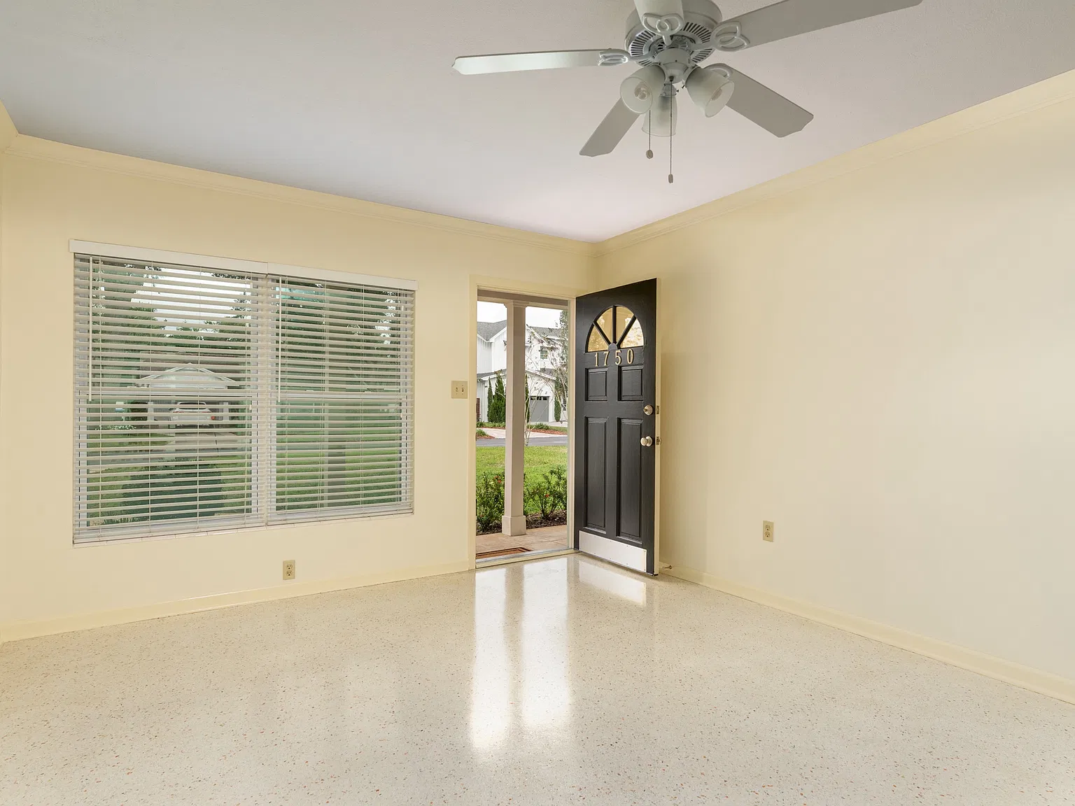 2 bed, 1.5 bath, 1000 sqft, $2,250 — Photo 4
