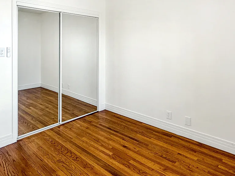 2507 S Patton Ave — Photo 12