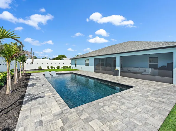 1002 SW JACQUELINE Avenue, Port St Lucie, FL 34953