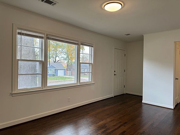 4th image of 7716 W 64th Ter