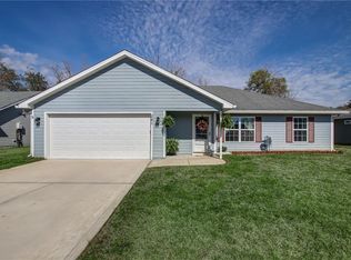 241 Hide Away Lake Dr, Kingsland, GA 31548
