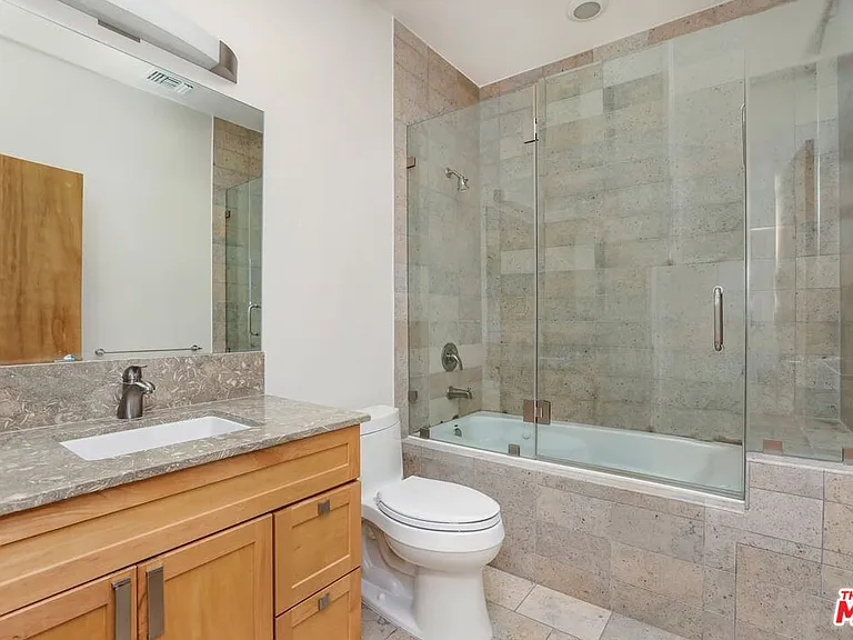 2024 Allesandro St #2 — Photo 23