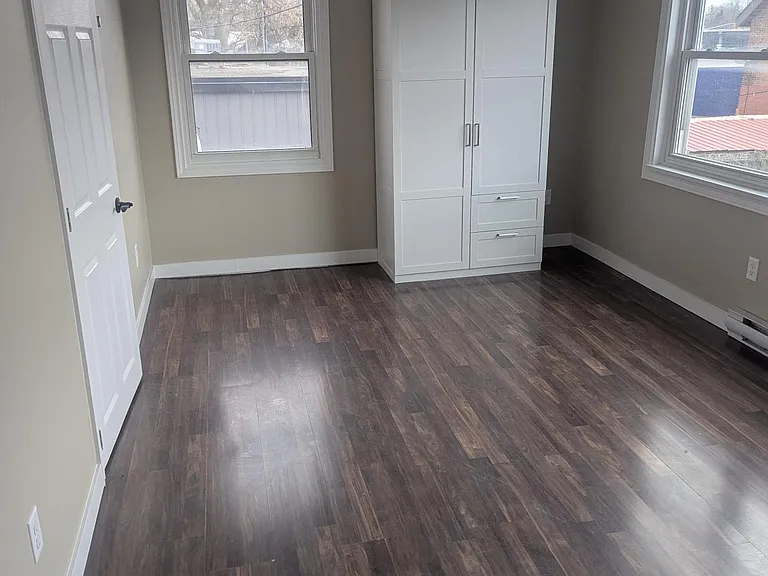 14 N Front St #UPPER — Photo 6