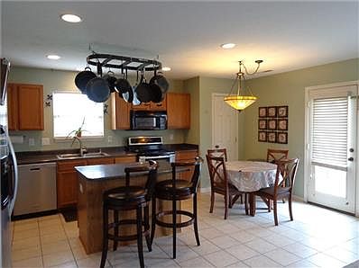 5th image of 5794 Courtyard Cres