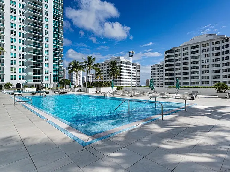 950 Brickell Bay Dr #5006 — Photo 7