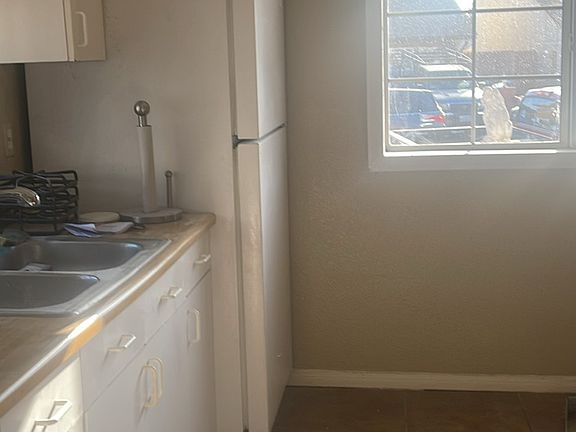 4th image of 2920 Brando Dr