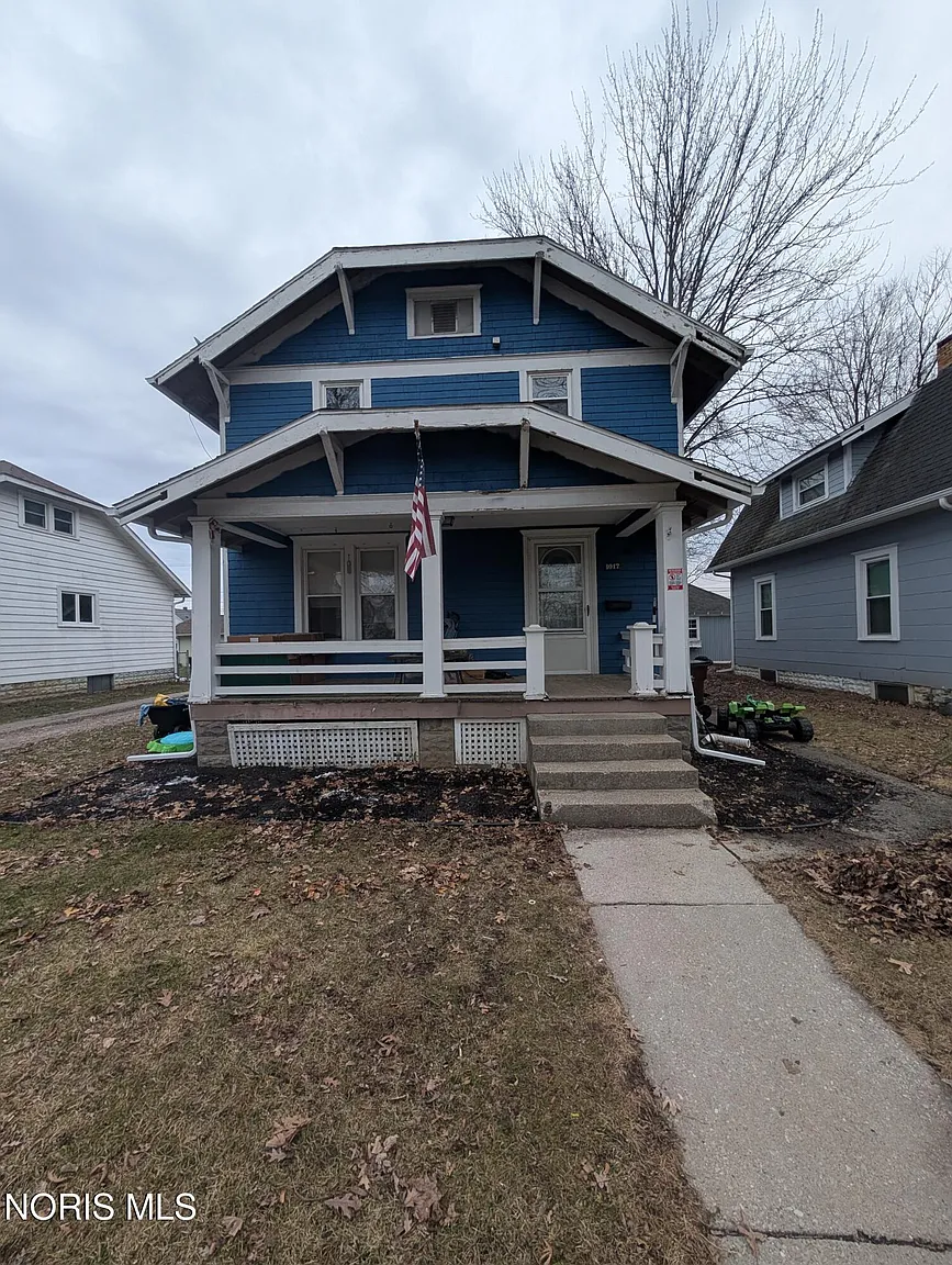 1017 Wayne Ave photo 1