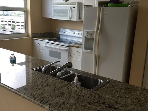 3rd image of 19501 W Country Club Dr APT 804