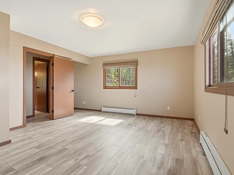 10228 Christopher Dr — Photo 21