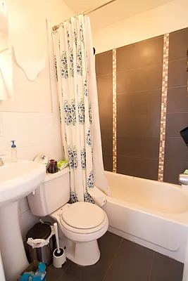 Rented by Nooklyn NYC LLC | media 27