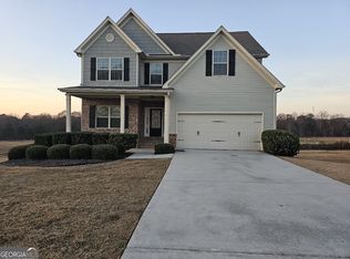 1241 Saint James Pl, Loganville, GA 30052