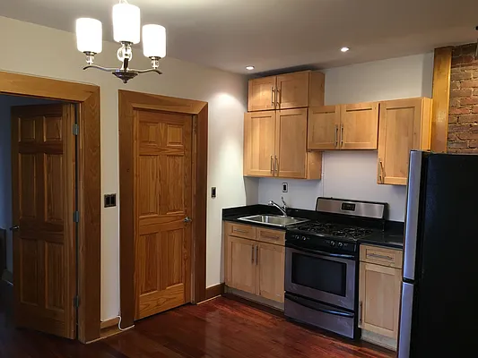 Rented by Nooklyn NYC LLC | media 39