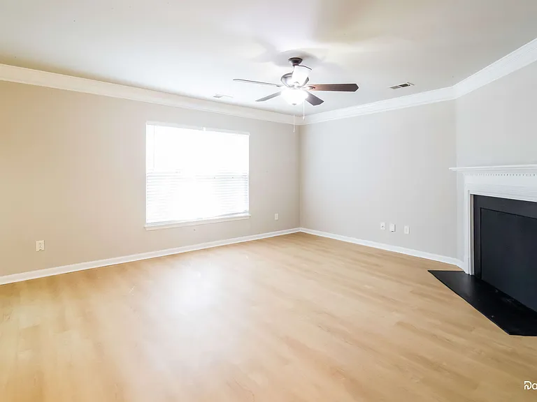 214 Breckingridge Dr — Photo 7