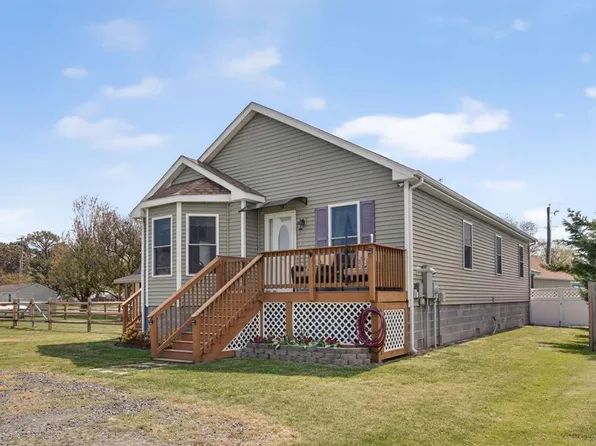 3220 Ridge Rd, Chincoteague, VA 23336