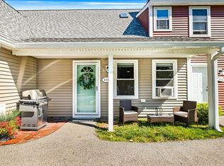 47 Old Colony Ln APT 111, Marshfield, MA 02050