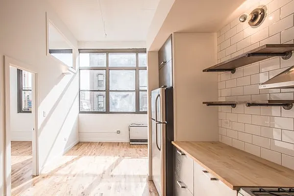 Rented by Compass | media 24