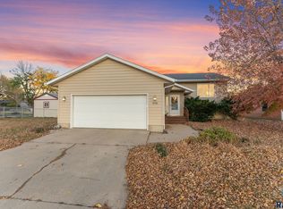 4700 S Sertoma Ave, Sioux Falls, SD 57106