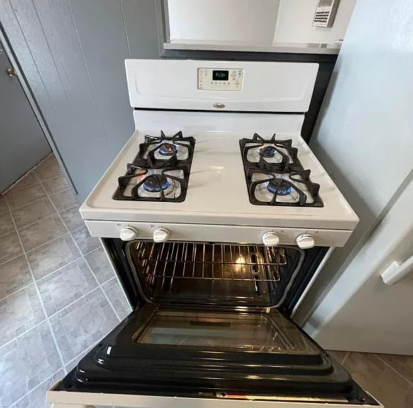 5701 Lockwood Dr #57-10 — Photo 9