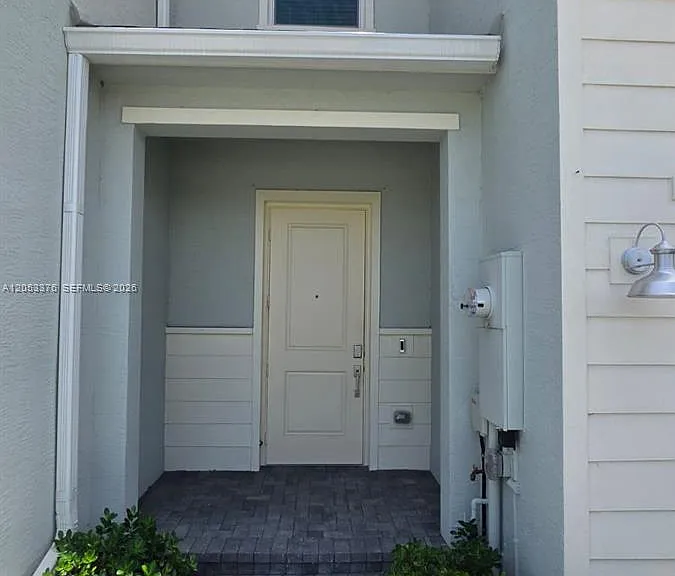 694 SE Lake Falls St — Photo 3