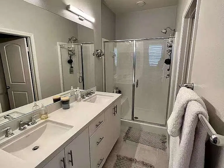 3 bed, 1740 sqft, $1,300 — Photo 4