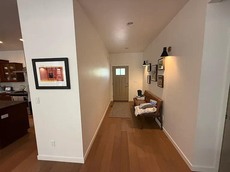 403 Estancia Loop — Photo 14