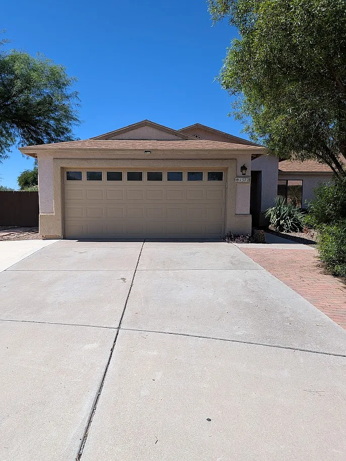 3 bed, 1535 sqft, $1,800 — Photo 1