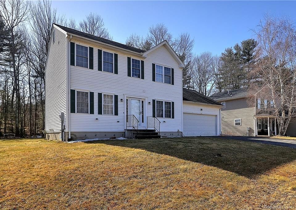1st image of 28 Arbor Ridge Rd