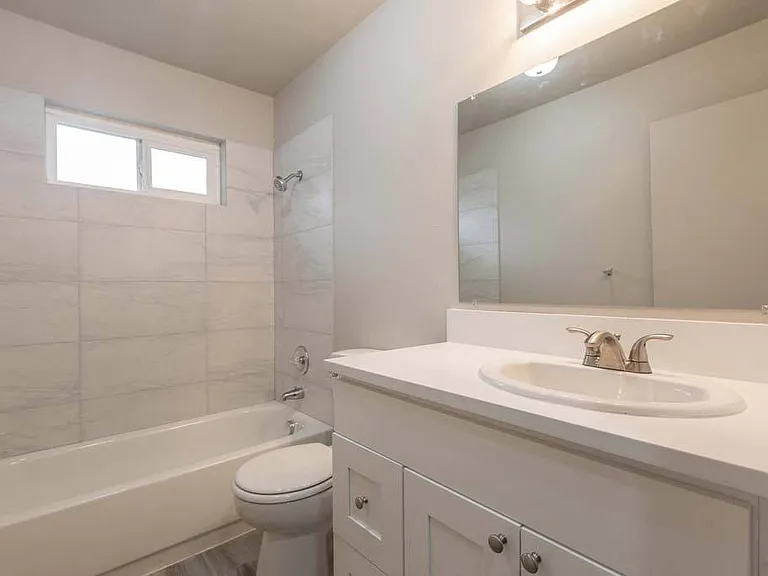 Heritage Townhomes — Photo 14