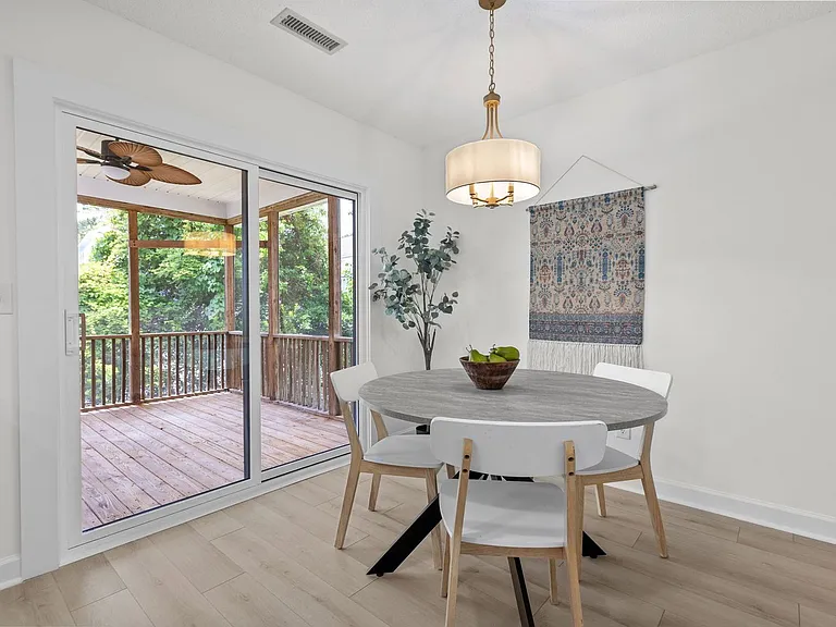 137 Sea Cotton Cir — Photo 16