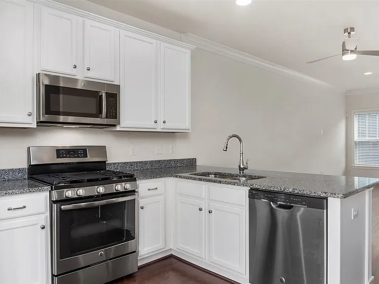 5302 Masons Ln — Photo 12