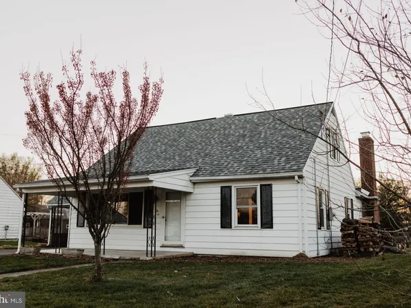 65 Coble Rd, Saint Thomas, PA 17252