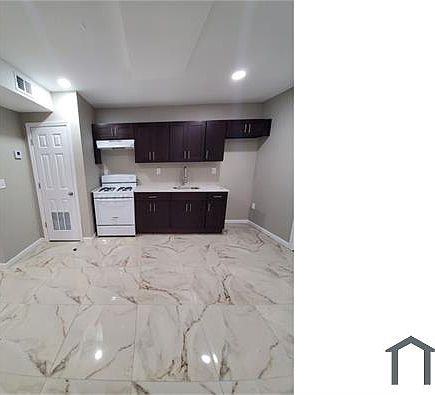 1st image of 2 Hillside Ave #1