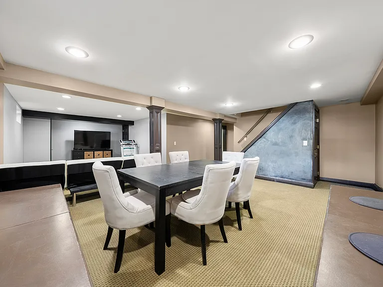 38 Carlson Ct — Photo 15