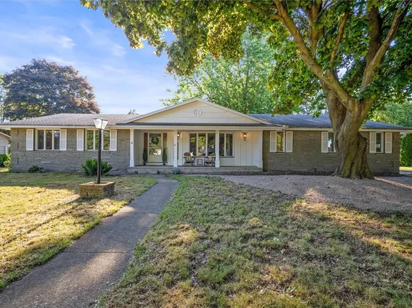 62 Mascot Dr, Rochester, NY 14626