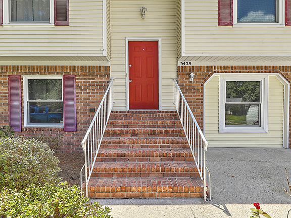 3rd image of 3429 Smoketree Ct