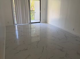 11158 W Sample Rd, Pompano Beach, FL