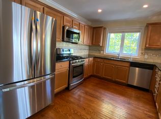 32 Cliff Ave #1A, Greenwich, CT 06830
