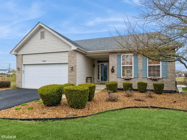 17532 Bonneville St, Lockport, IL 60441