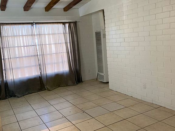 4th image of 744 W Nevada St Unit 3