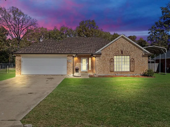 328 Comanche Trl, West Tawakoni, TX 75474