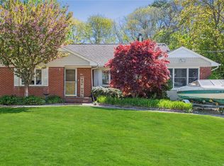 77 Abinet Ct, Selden, NY 11784