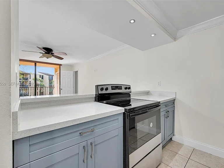 14601 N Kendall Dr #308K — Photo 3