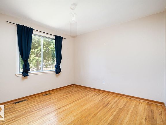 2nd image of 11730 125th St NW