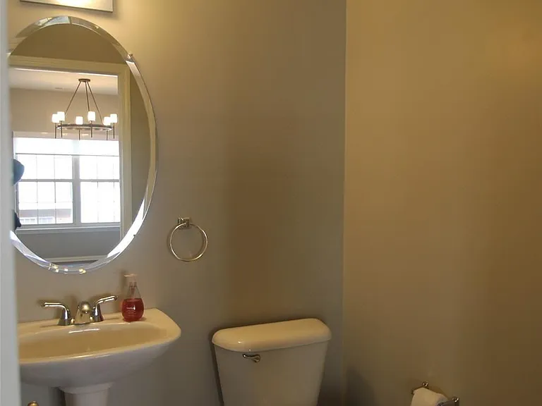 3243 Camden Dr #118 — Photo 14