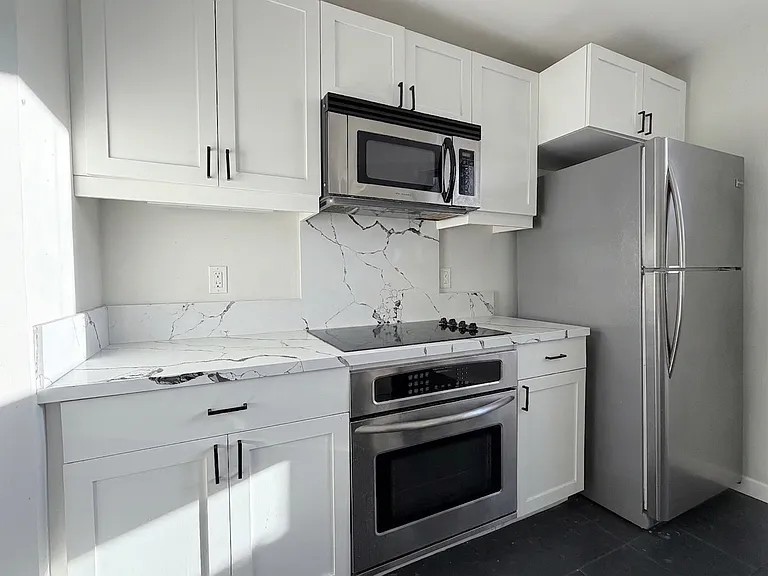 1150 J St #107 — Photo 3