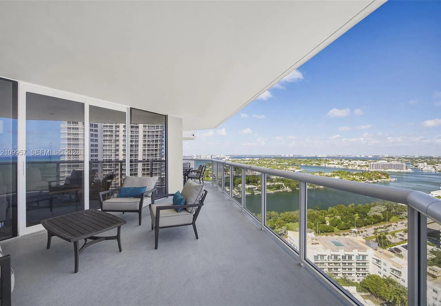 La Gorce Palace Condo — Photo 4