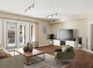 Chateaux At Whitemud Ridge, Edmonton, AB T6R 3K1