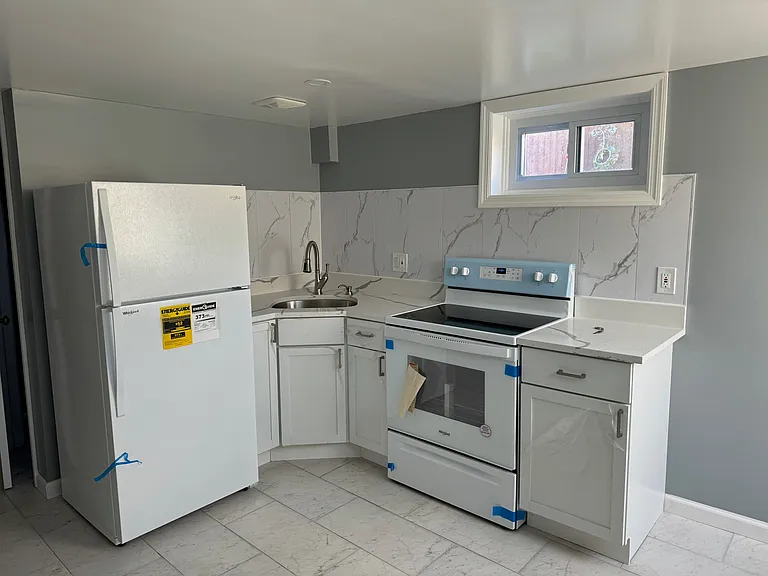 19 Poplar Pl — Photo 8