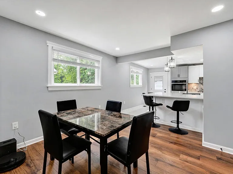 1806 Middleborough Rd — Photo 20