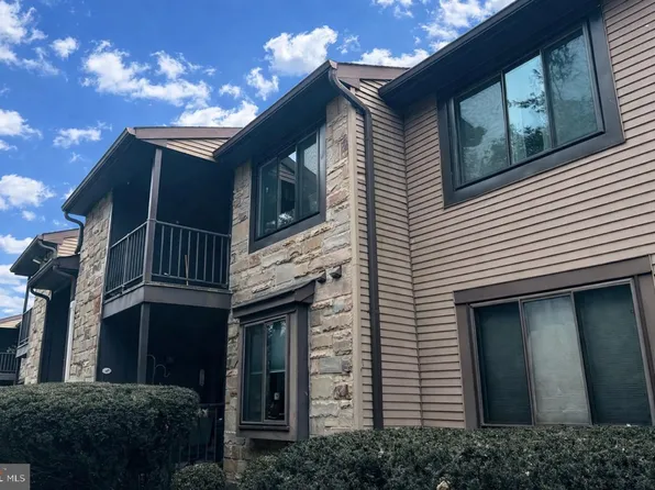 36 Gena Ct, Hamilton, NJ 08690